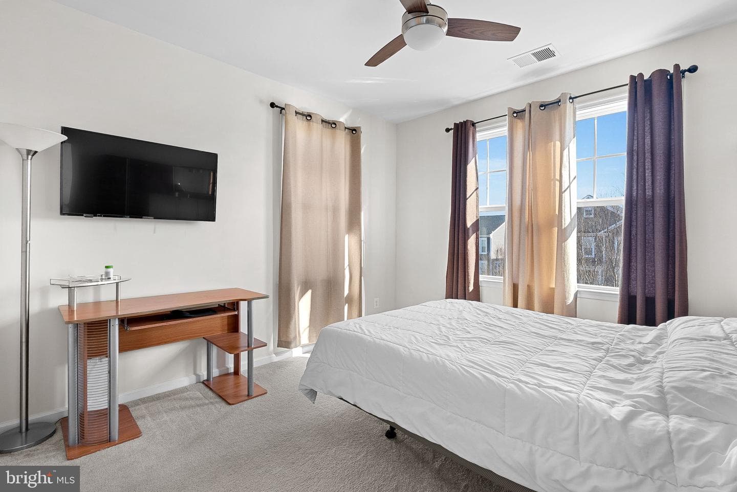 1010 Themis Street SE photo 40