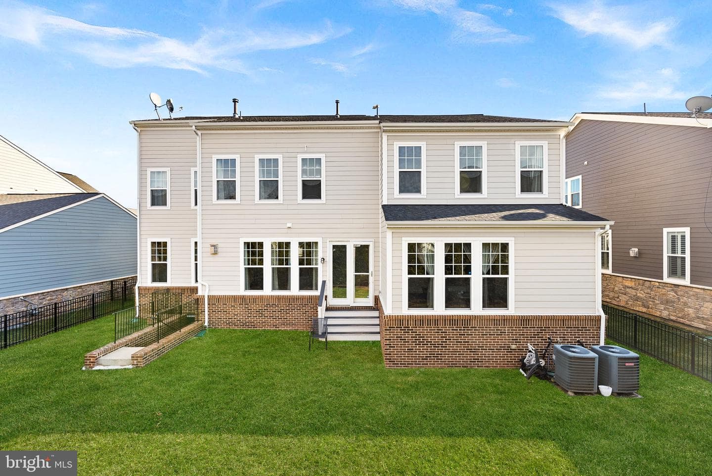 1010 Themis Street SE photo 57