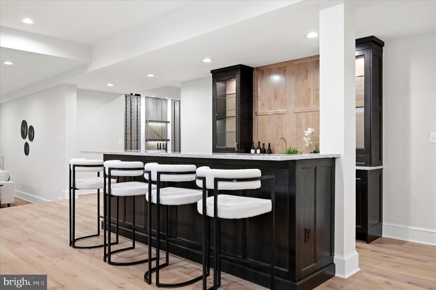 22597 Redhill Manor Court photo 100