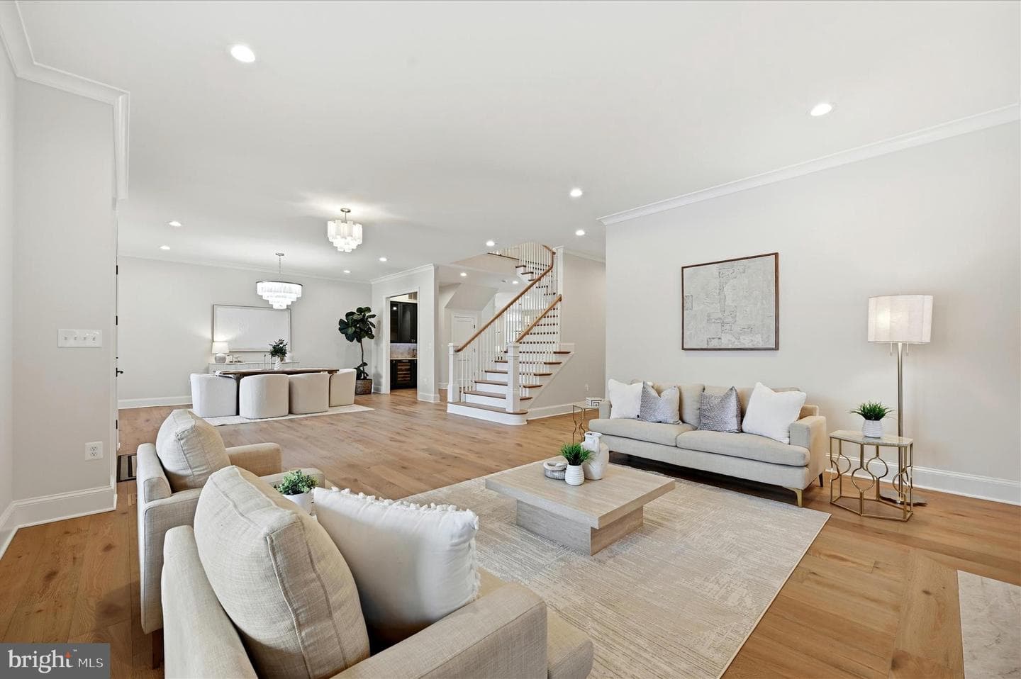 22597 Redhill Manor Court photo 17