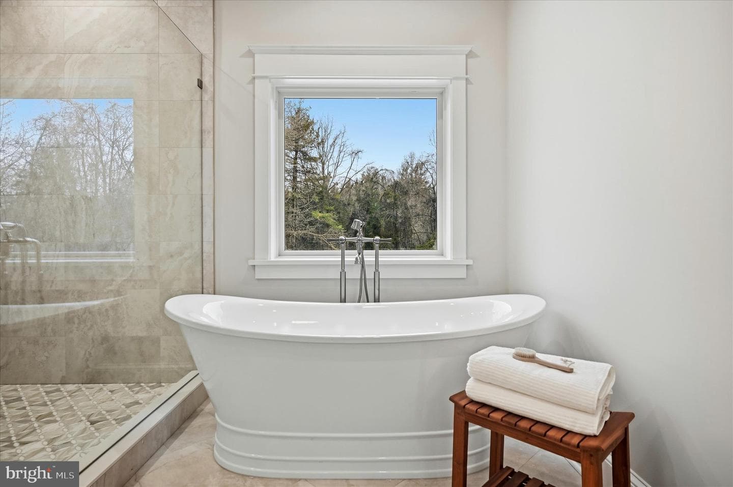 22597 Redhill Manor Court photo 68