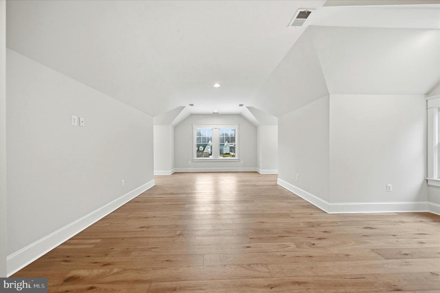 22597 Redhill Manor Court photo 83