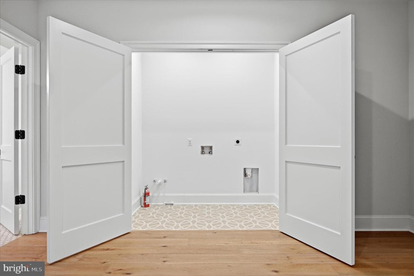 22597 Redhill Manor Court photo 88