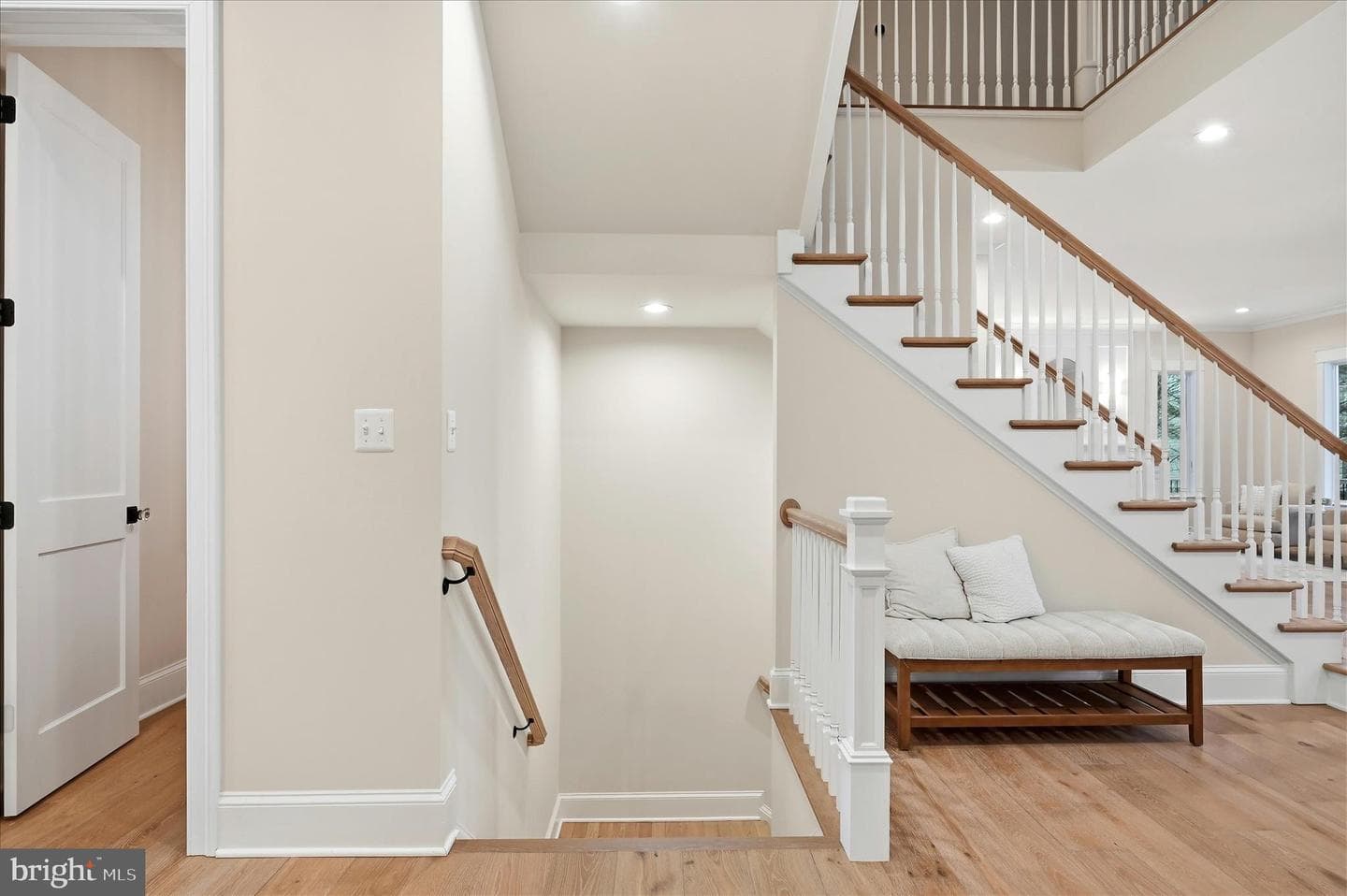 22597 Redhill Manor Court photo 89
