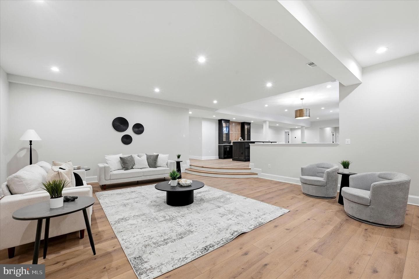 22597 Redhill Manor Court photo 99