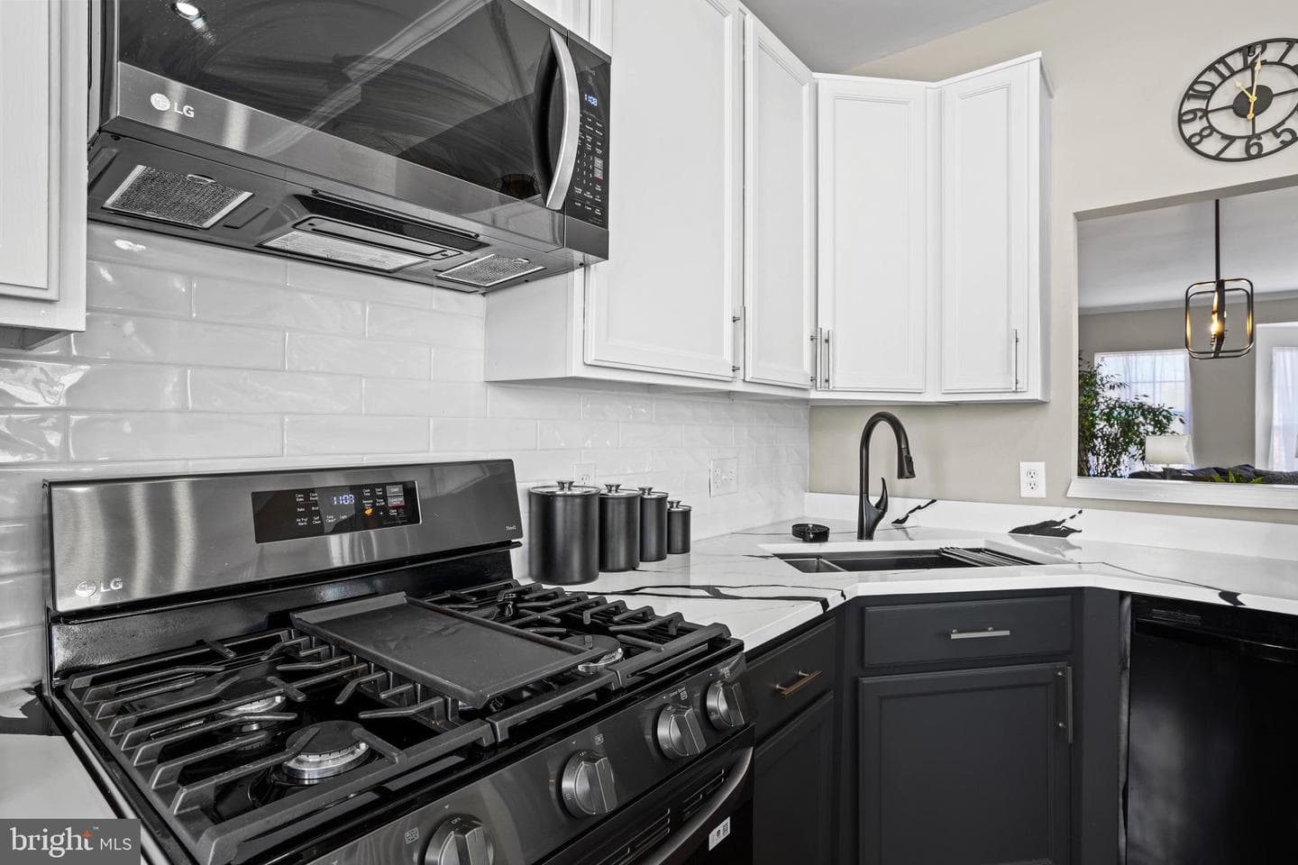 21614 Monmouth Terrace photo 9
