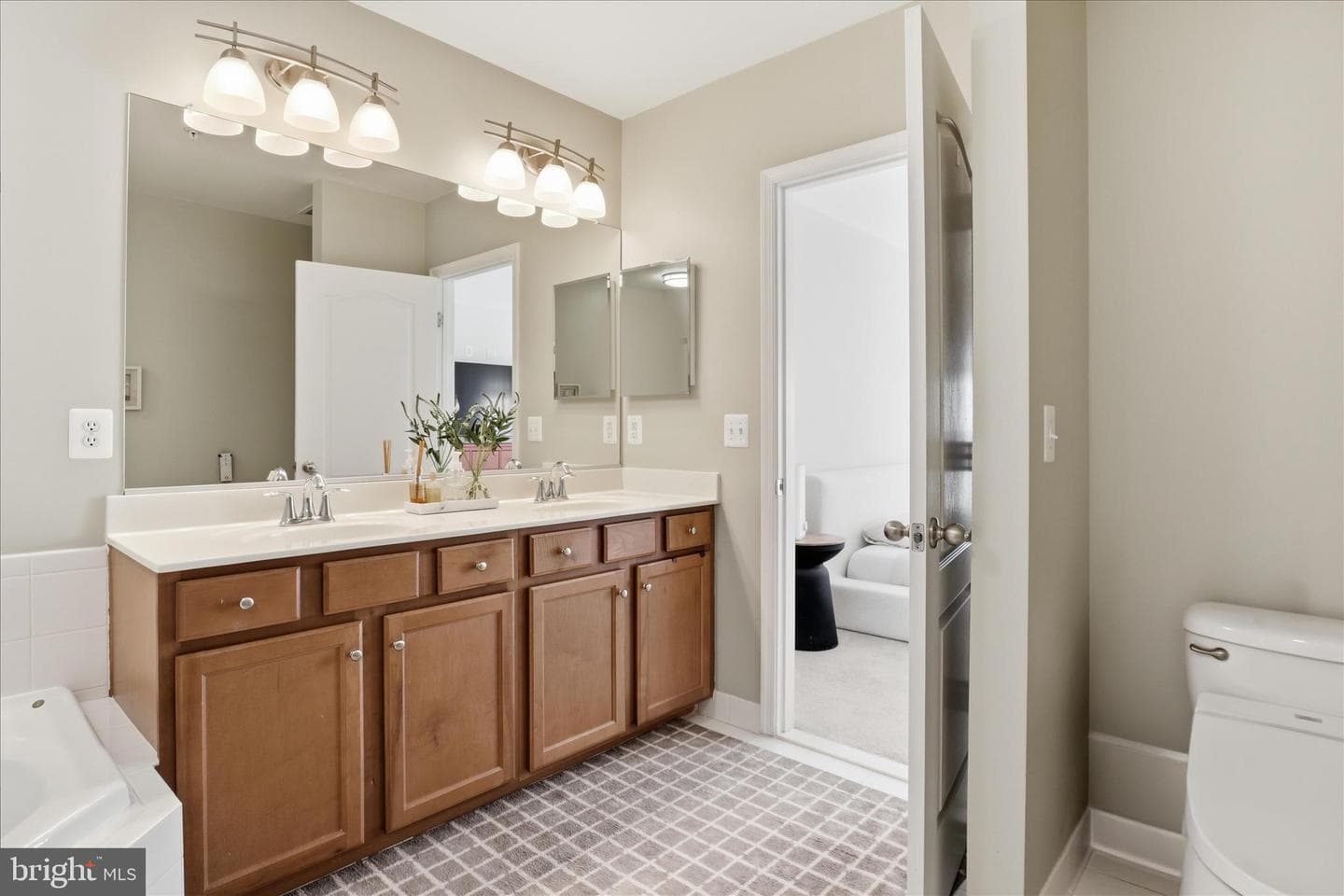 22768 Ferncrest Terrace photo 29