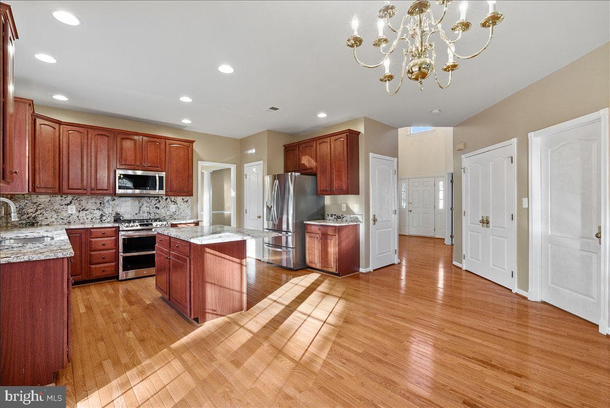 25413 Bradshaw Drive photo 19