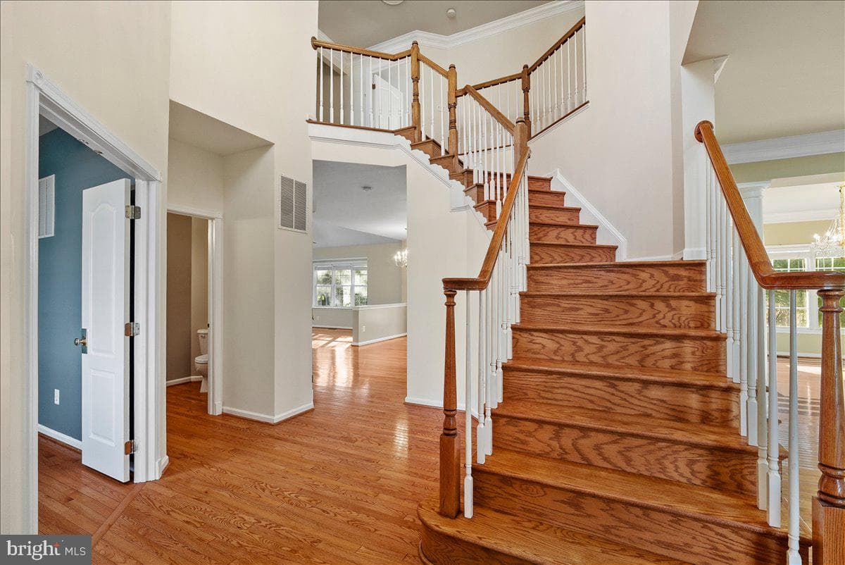 25413 Bradshaw Drive photo 2