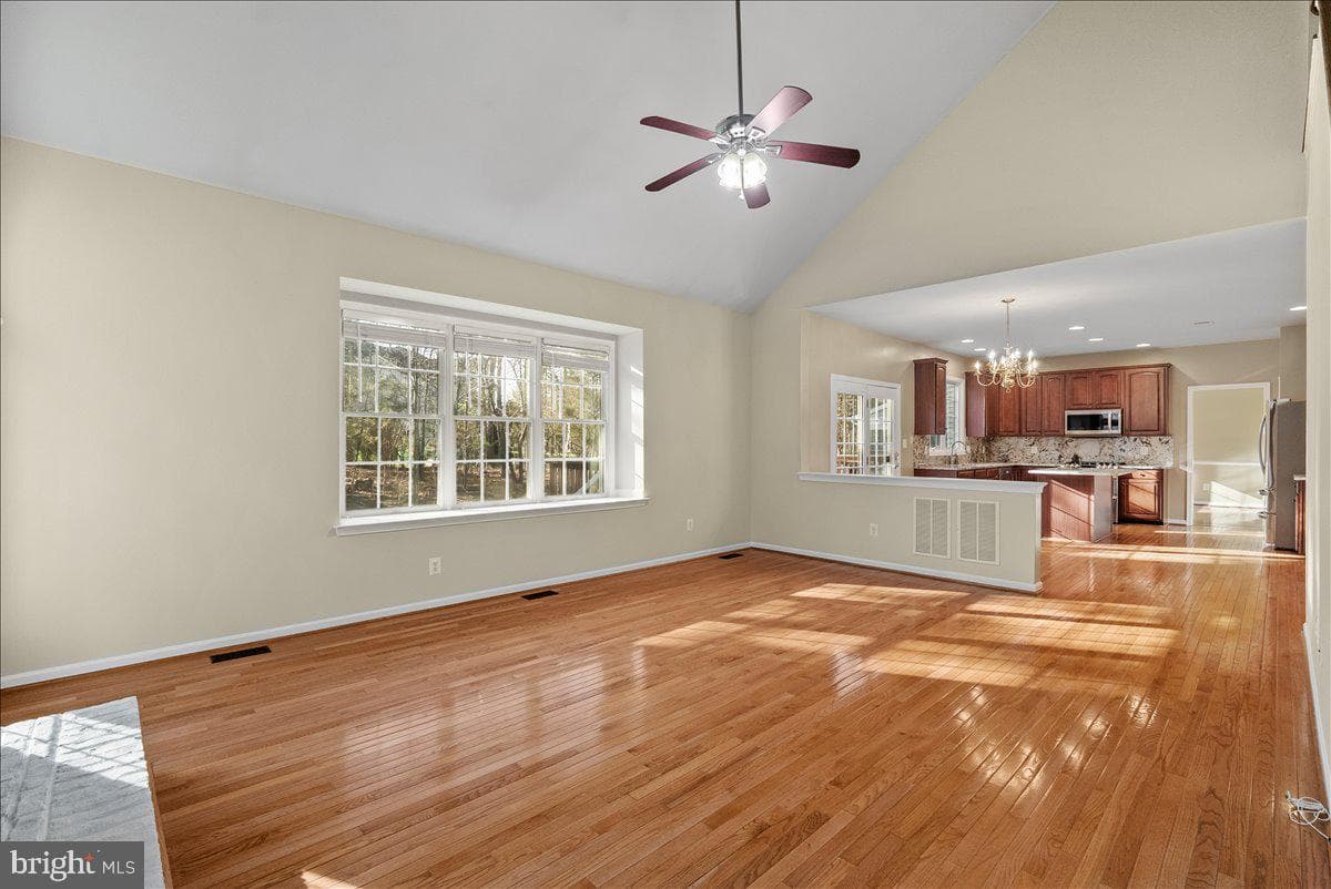 25413 Bradshaw Drive photo 23