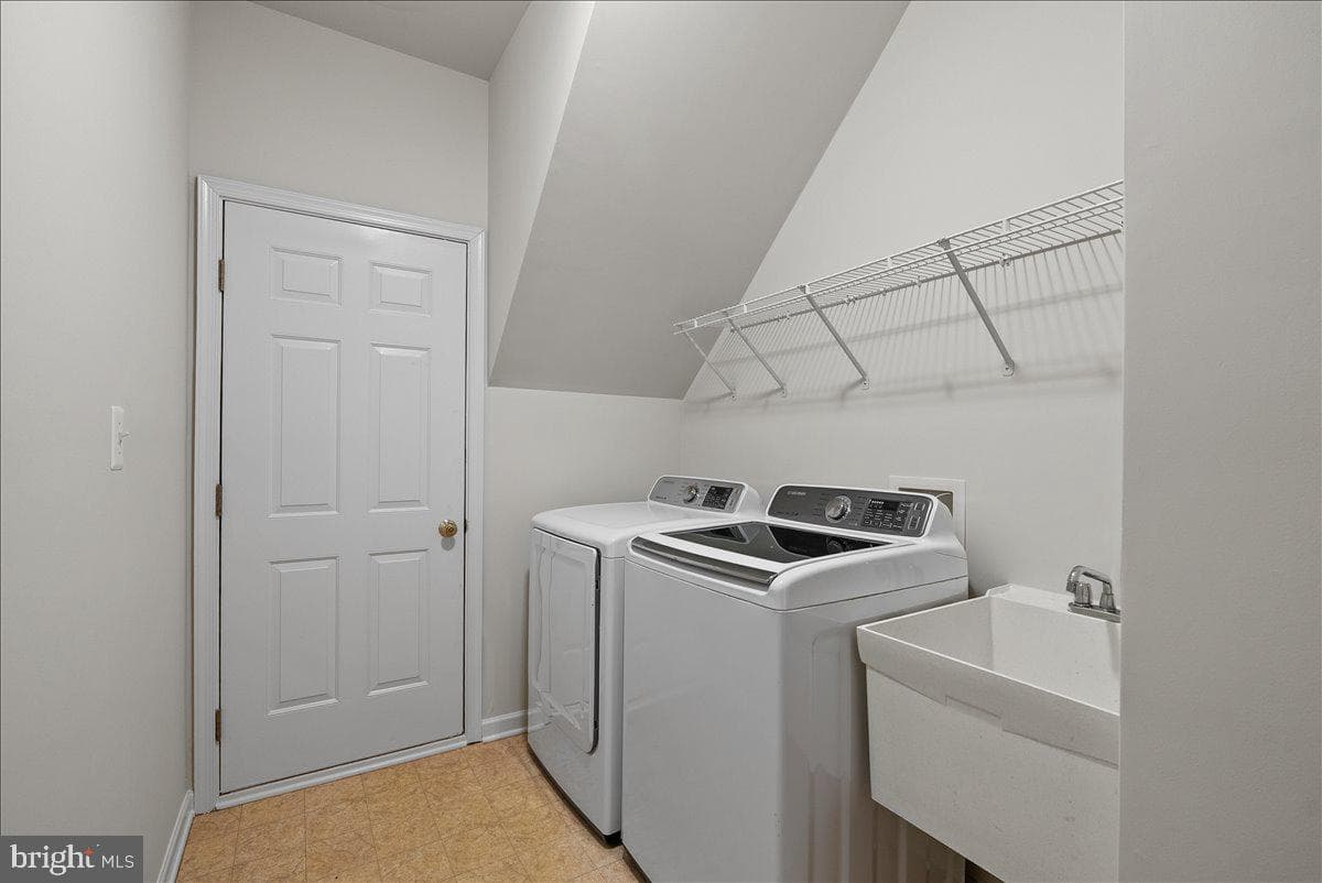 25413 Bradshaw Drive photo 25