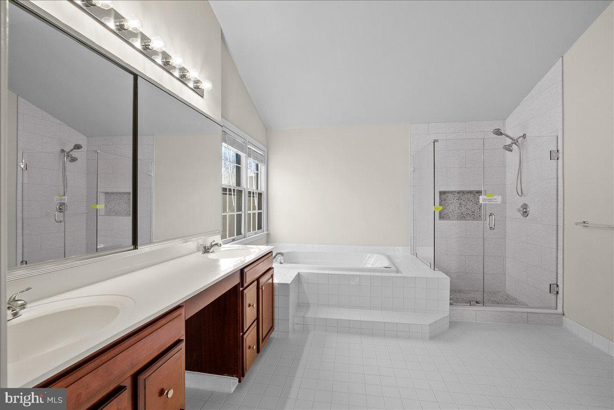 25413 Bradshaw Drive photo 33