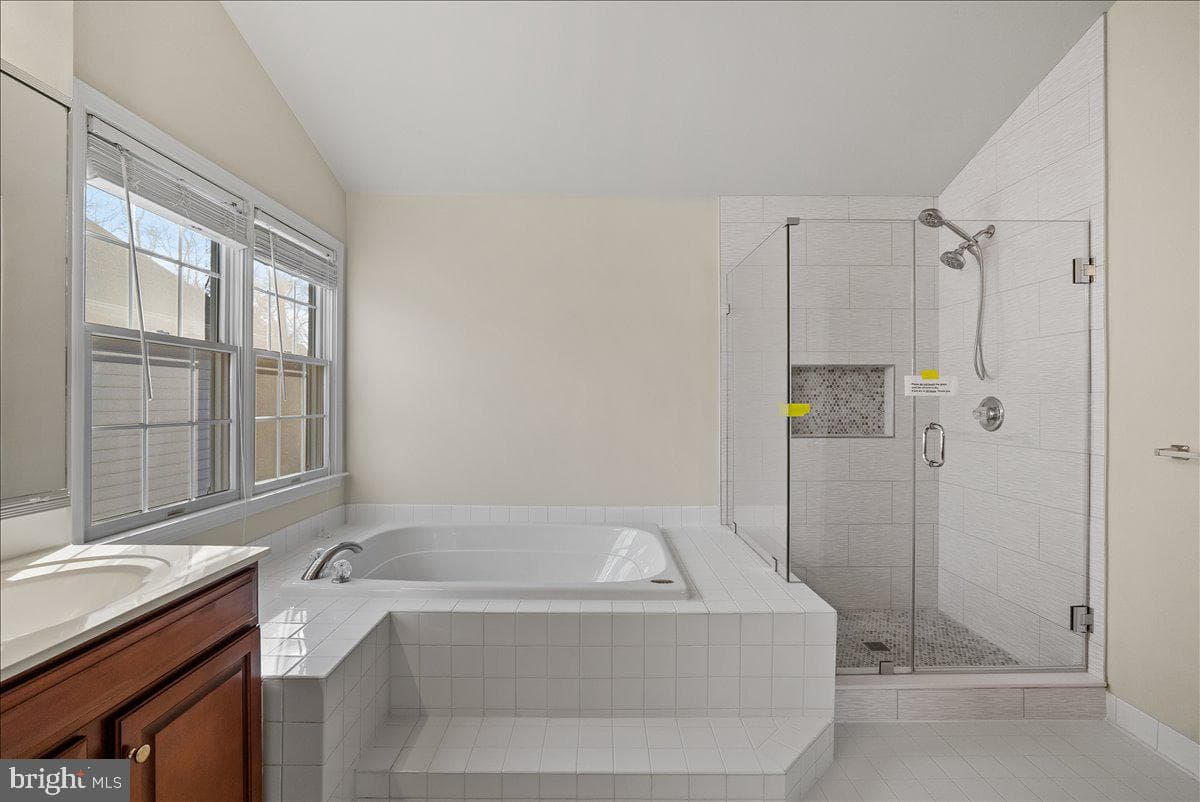 25413 Bradshaw Drive photo 35