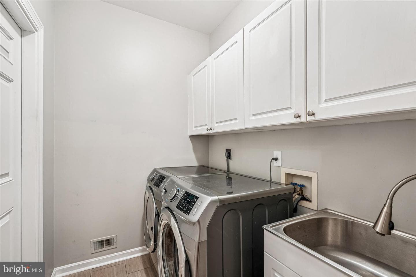 44211 Palladian Court photo 33