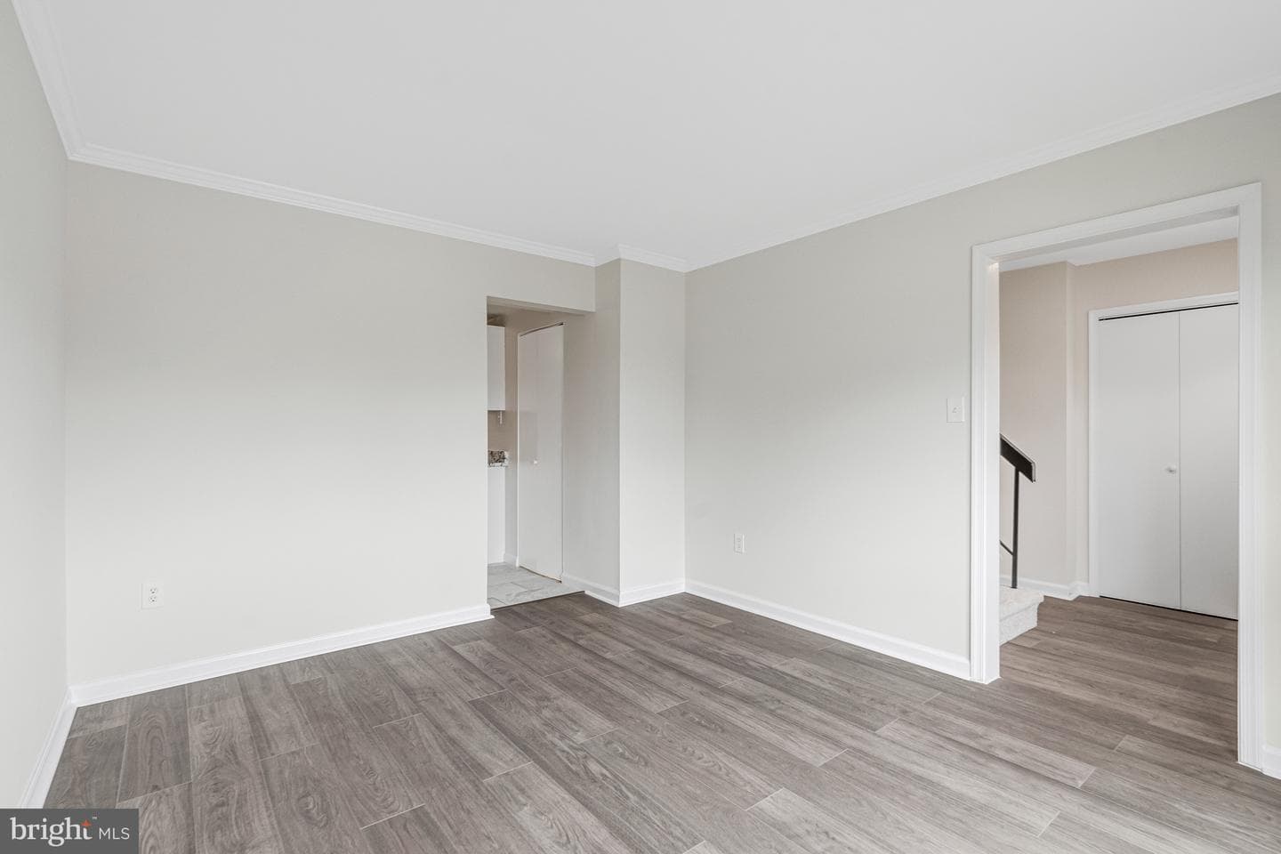 203 Greenfield Court photo 16