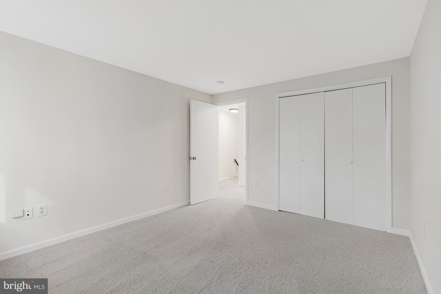 203 Greenfield Court photo 23