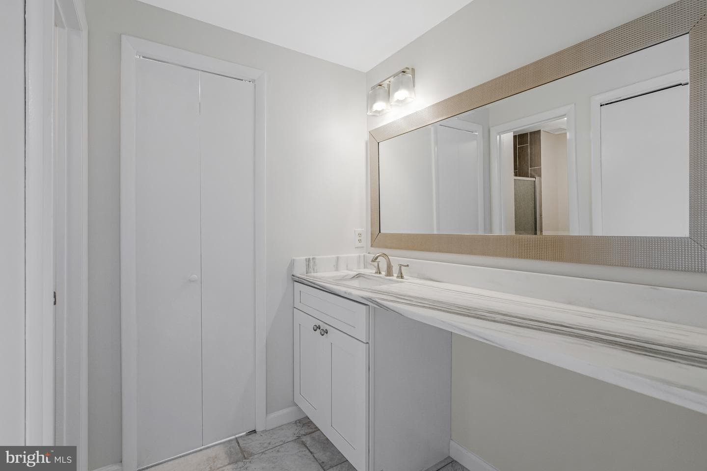 203 Greenfield Court photo 28