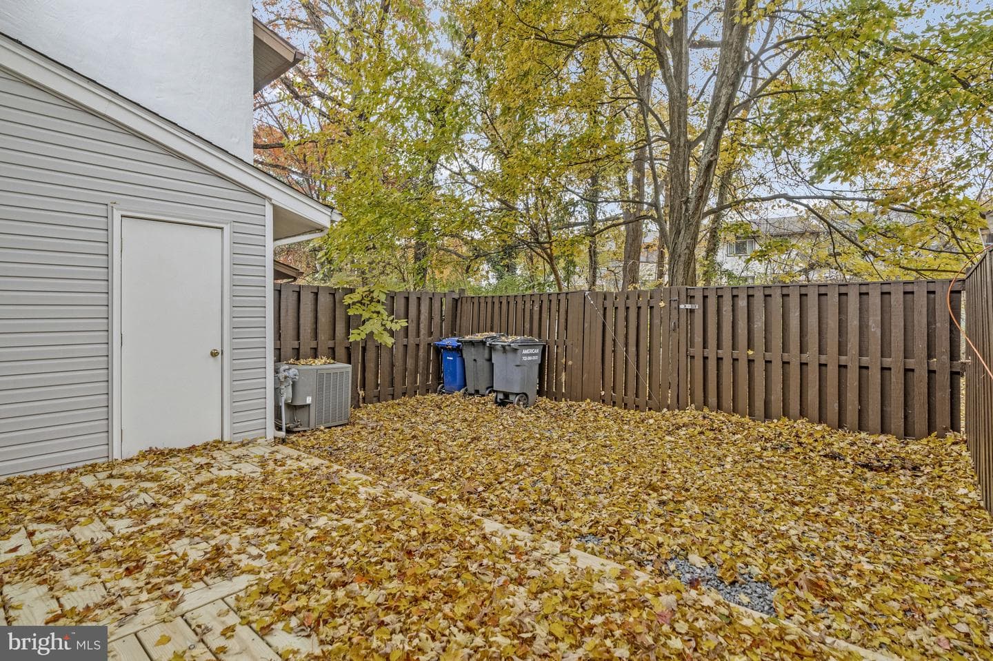203 Greenfield Court photo 34