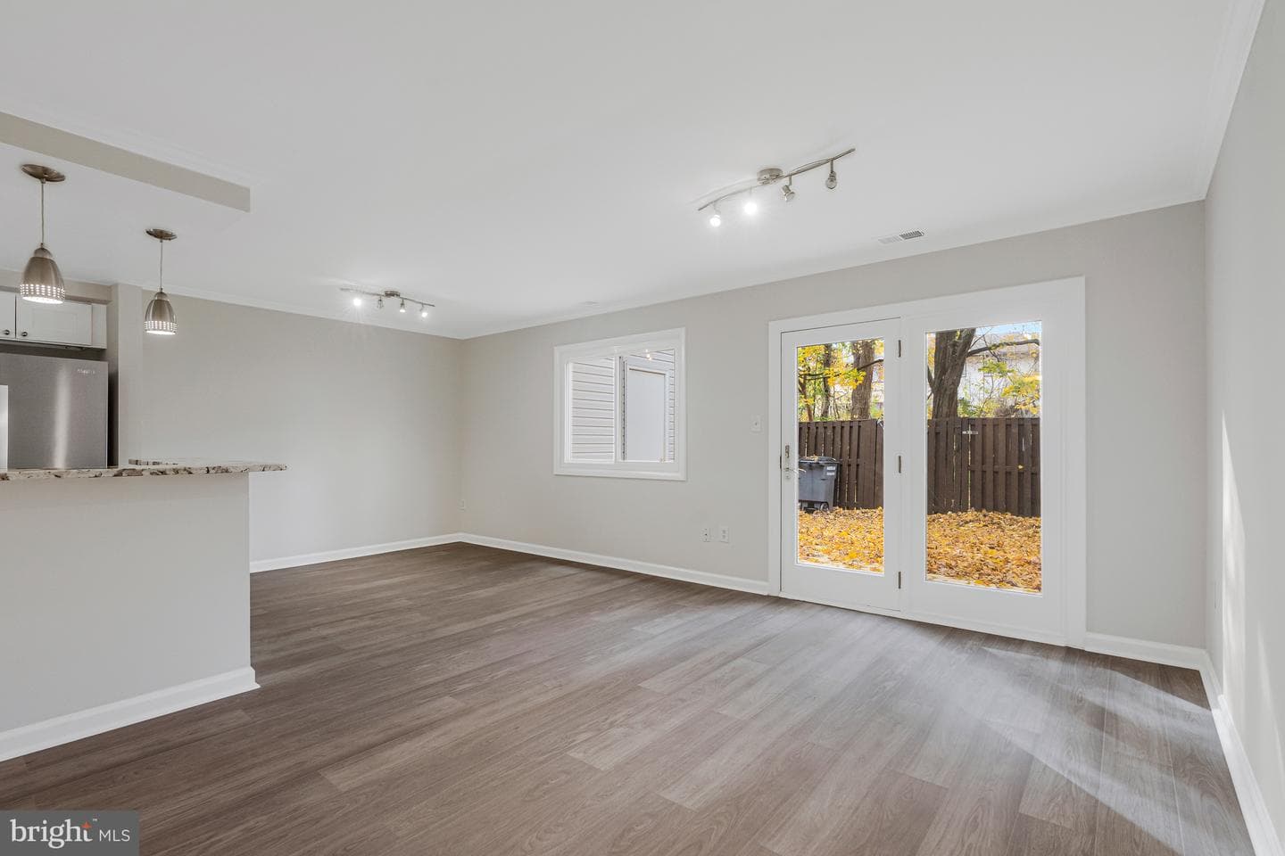 203 Greenfield Court photo 7