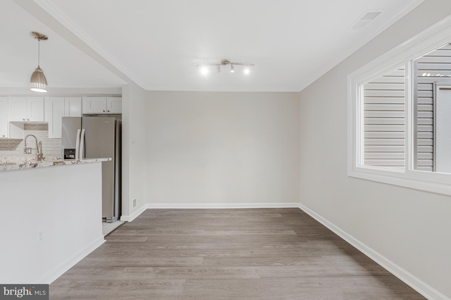 203 Greenfield Court photo 9
