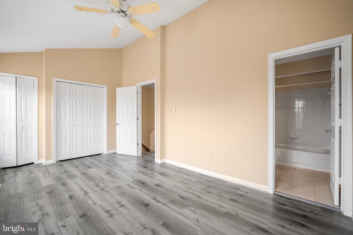 22078 Manning Square photo 16