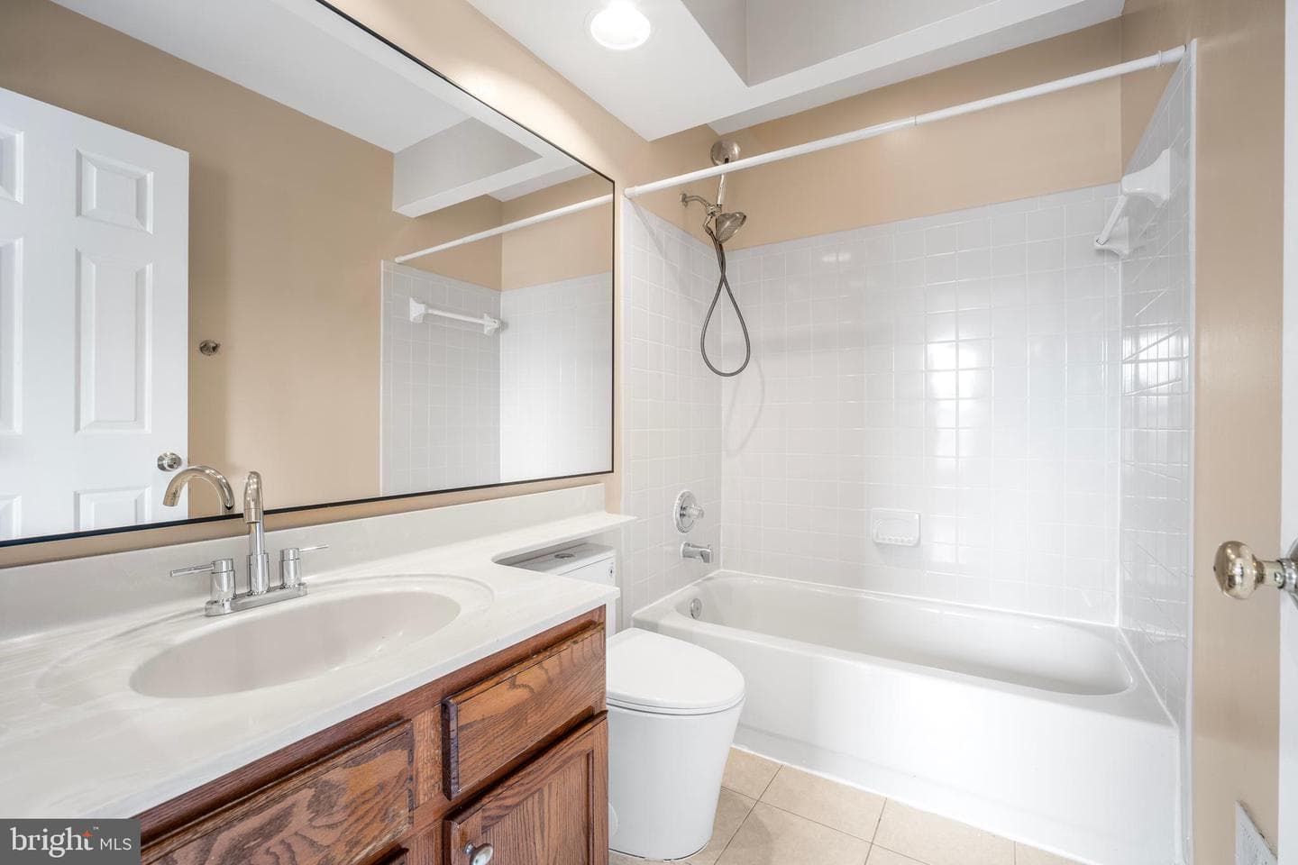 22078 Manning Square photo 17