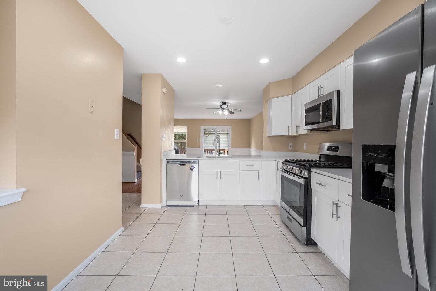 22078 Manning Square photo 8