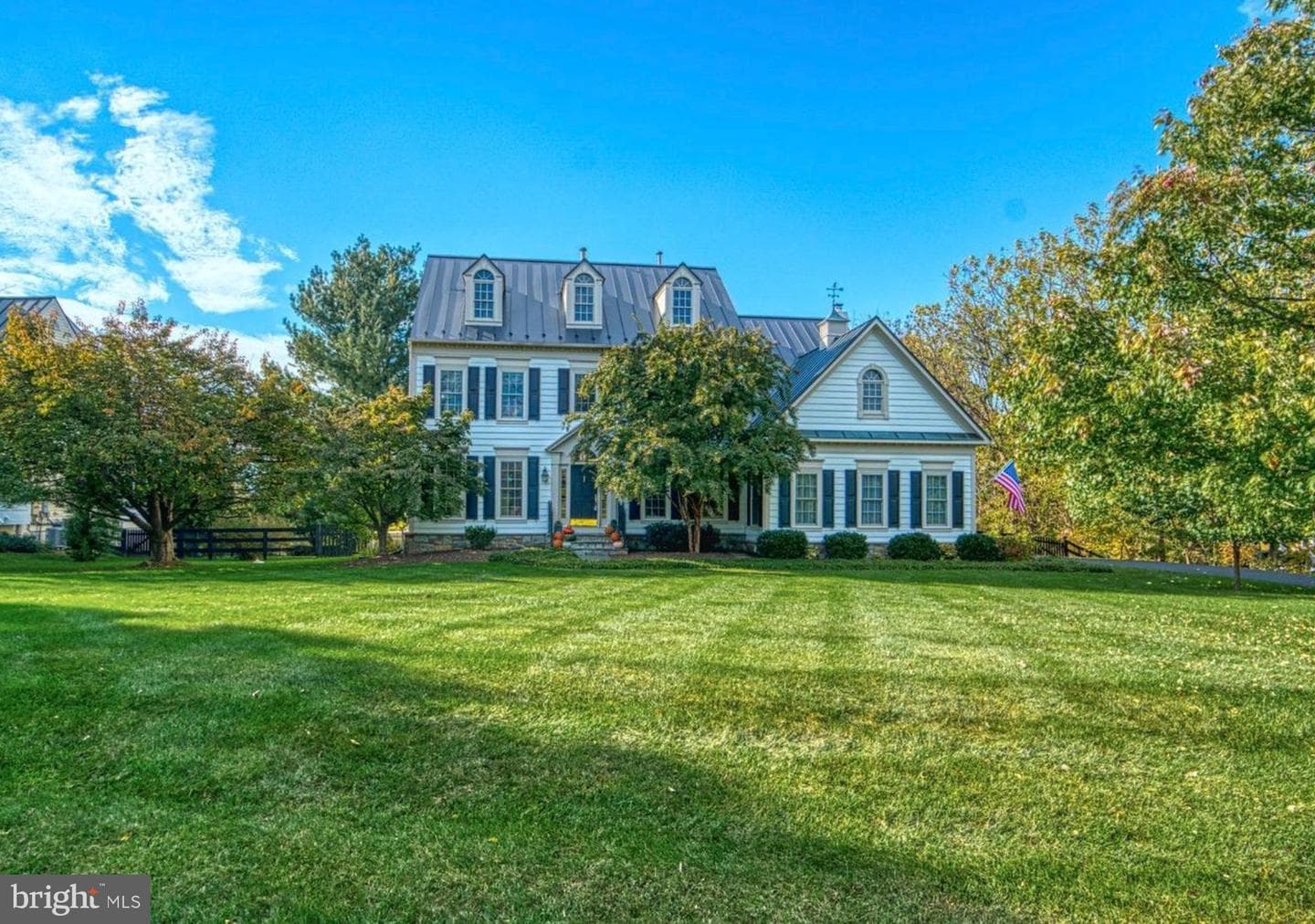 19075 Foxgreen Circle photo 1