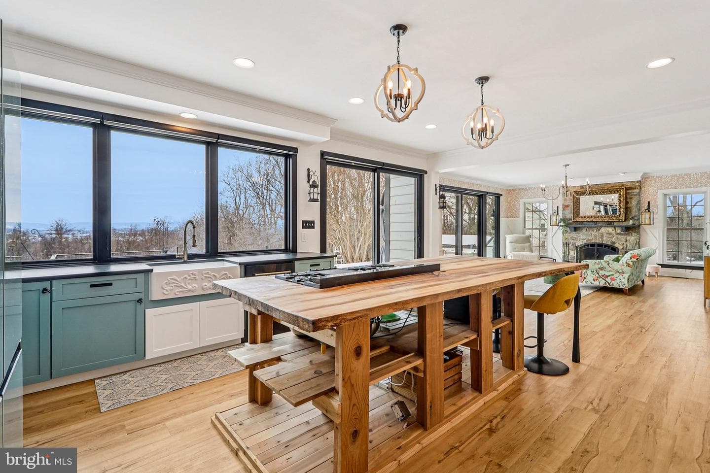 19075 Foxgreen Circle photo 16