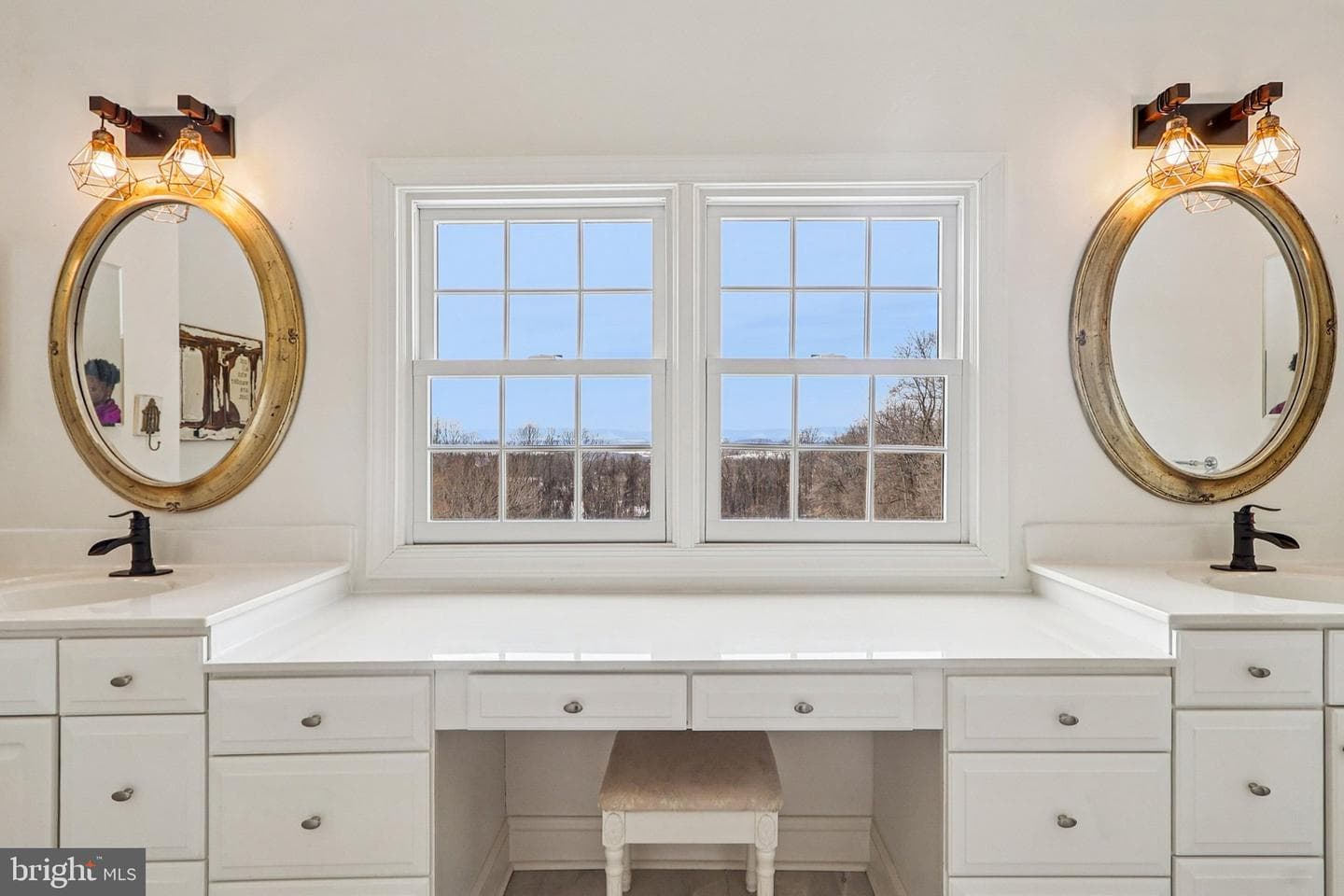 19075 Foxgreen Circle photo 36