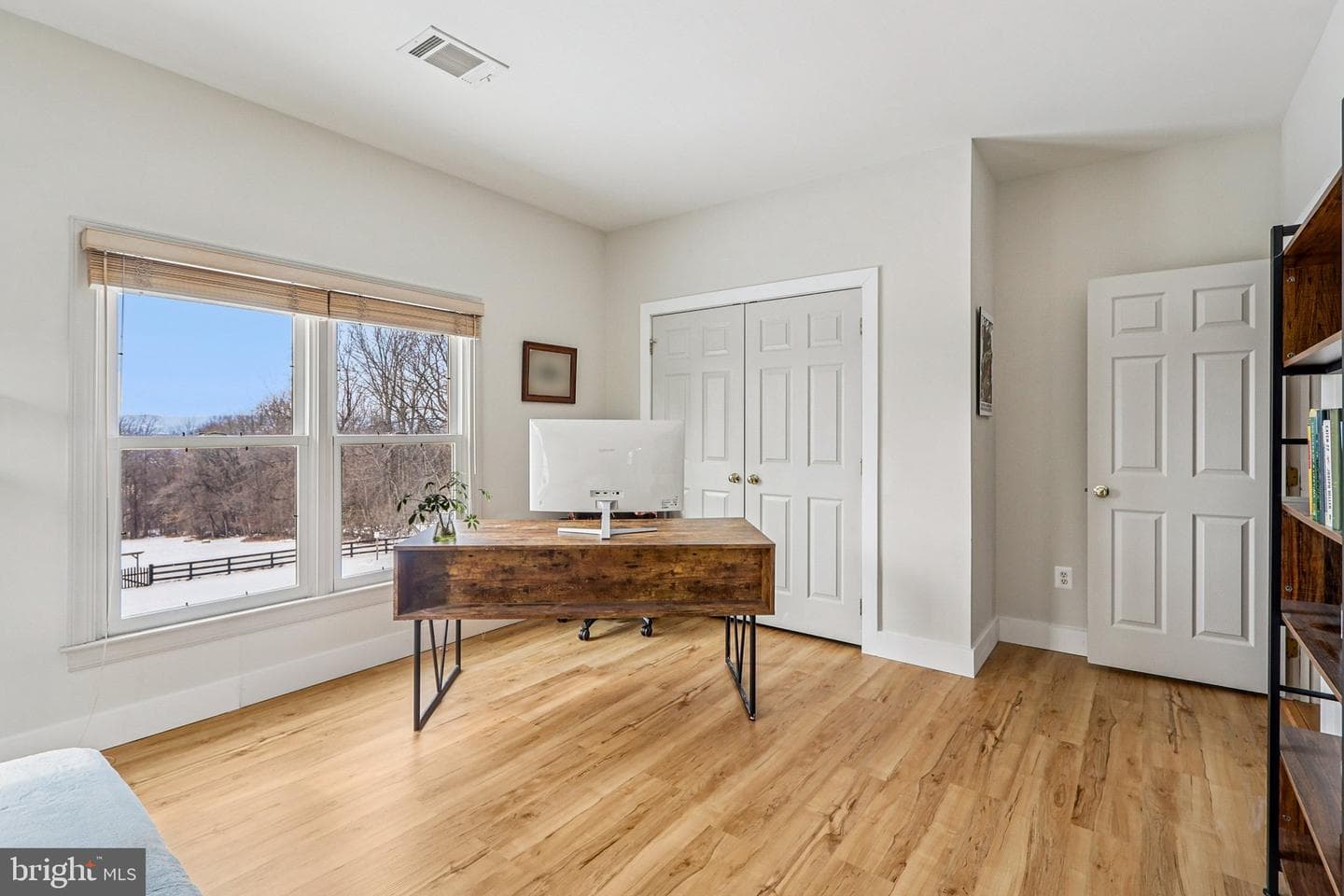 19075 Foxgreen Circle photo 42