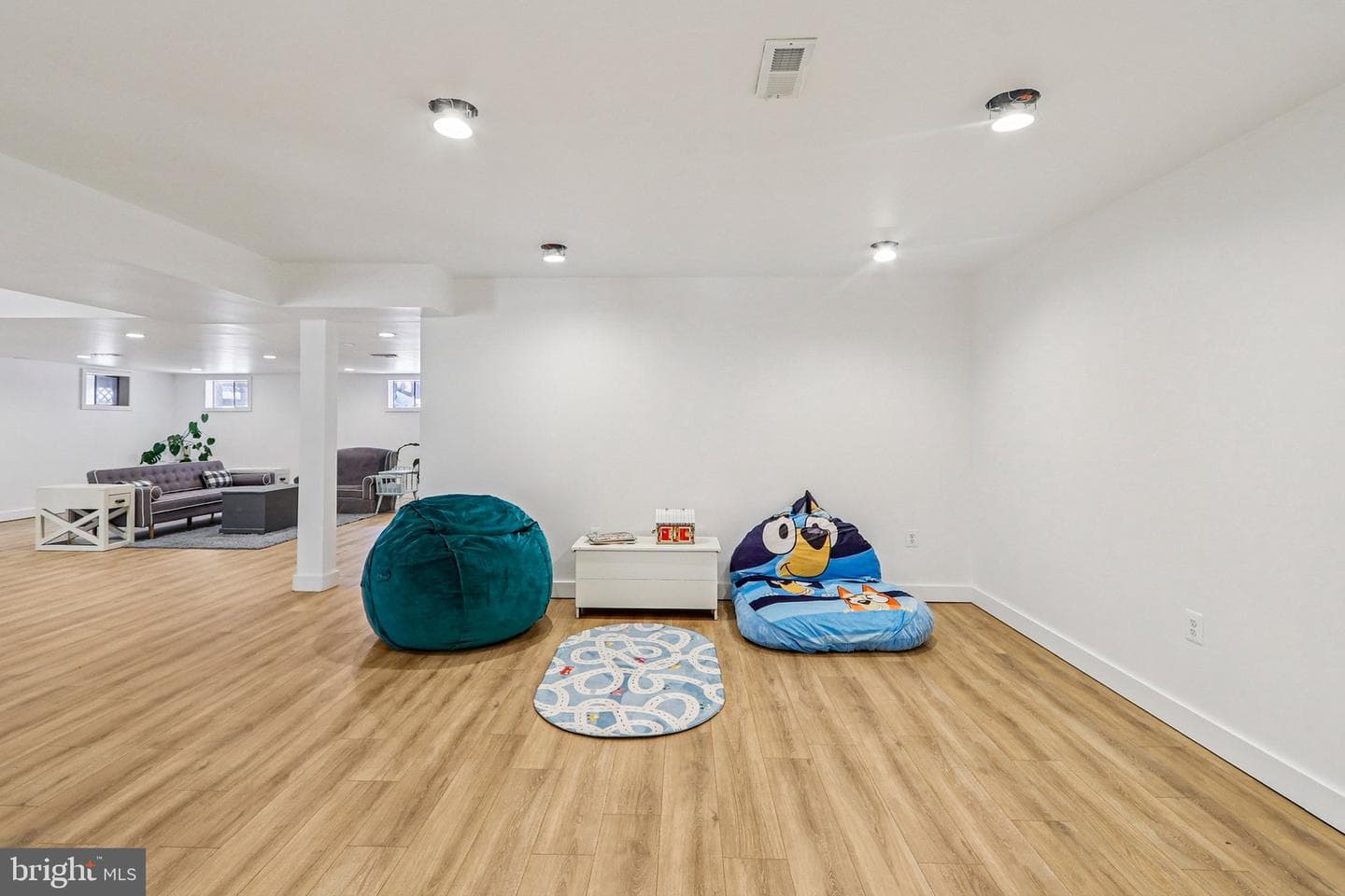19075 Foxgreen Circle photo 50