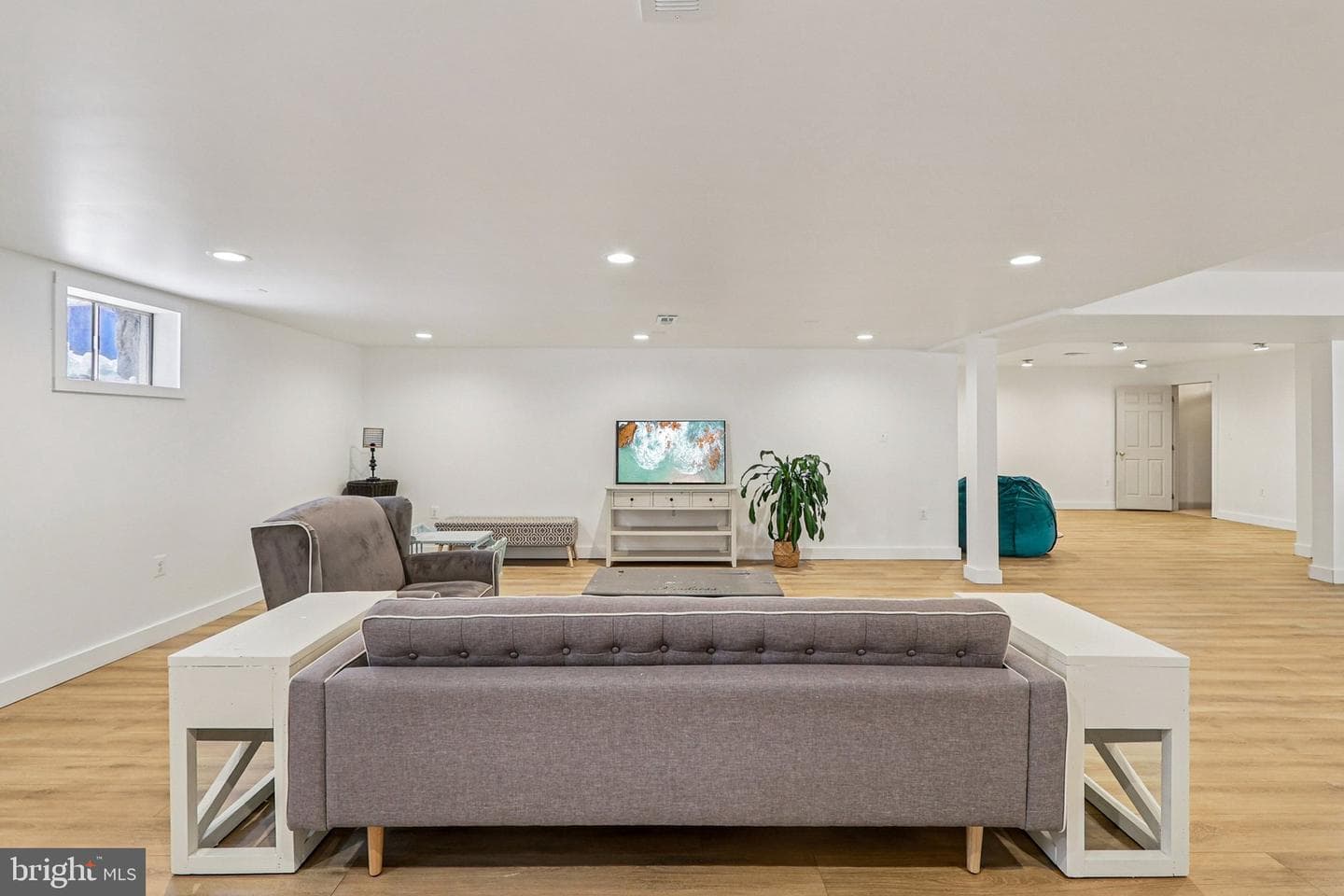 19075 Foxgreen Circle photo 53