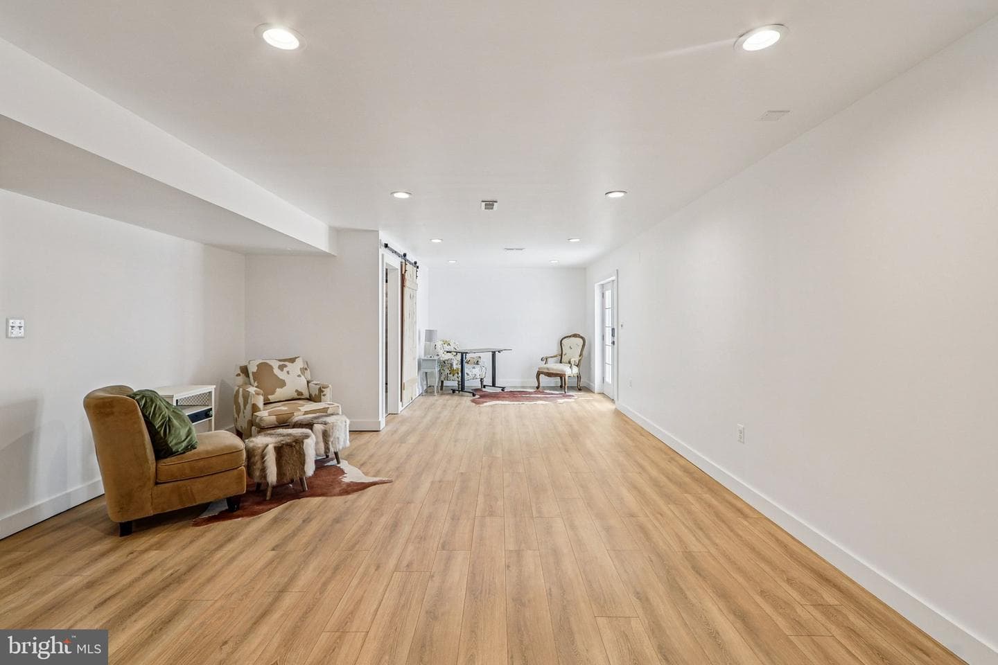 19075 Foxgreen Circle photo 55