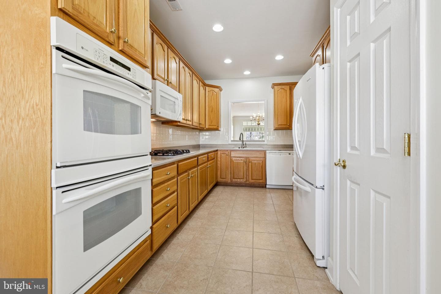 20850 Adams Mill Place photo 10