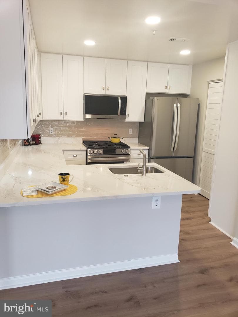 45070 Brae Terrace #202 photo 14