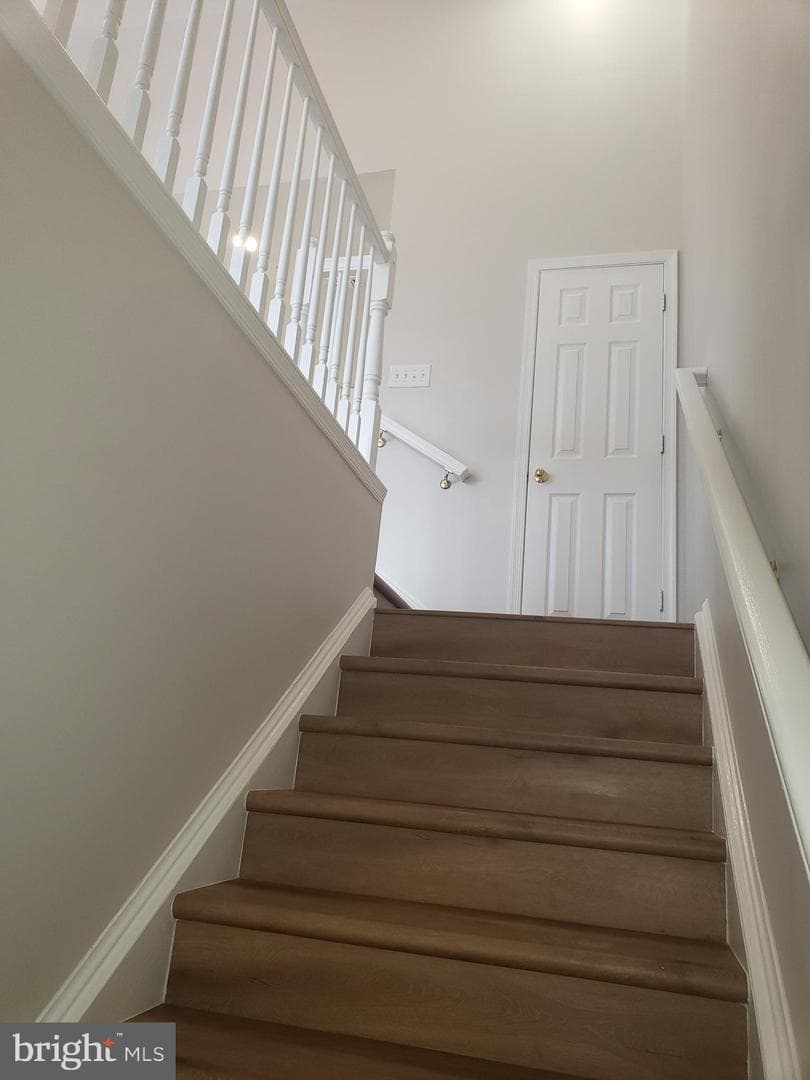 45070 Brae Terrace #202 photo 3