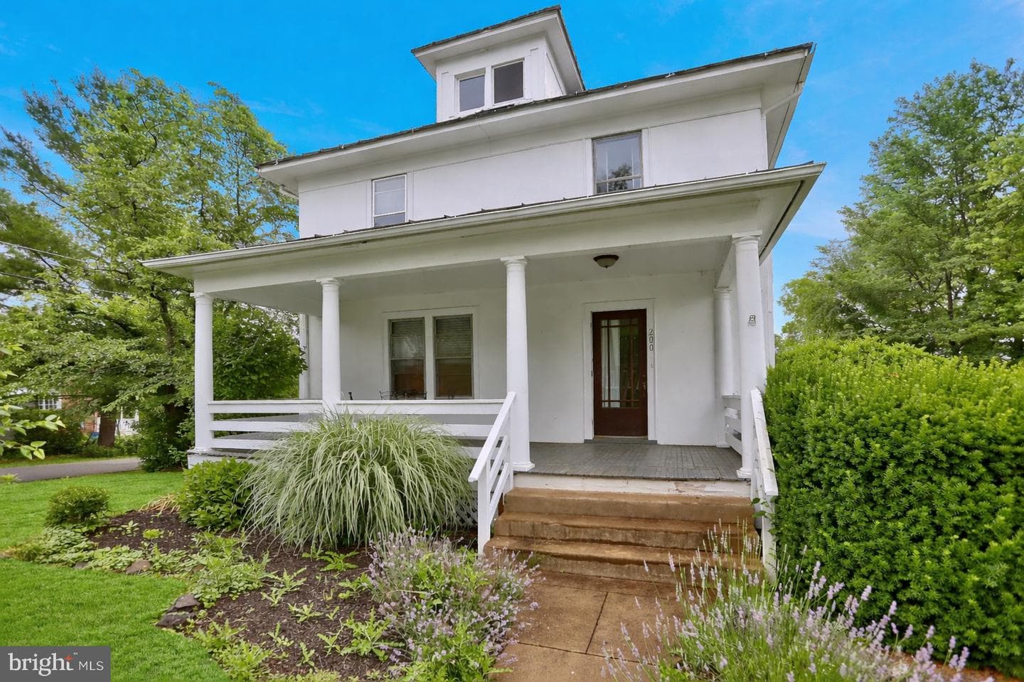 200 S Orchard Drive