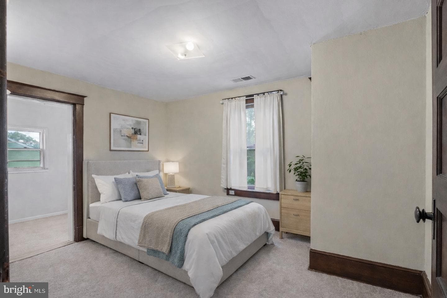 200 S Orchard Drive photo 16