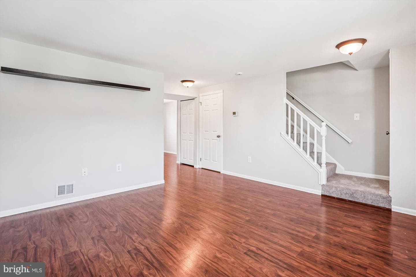 31 Quincy Court photo 2
