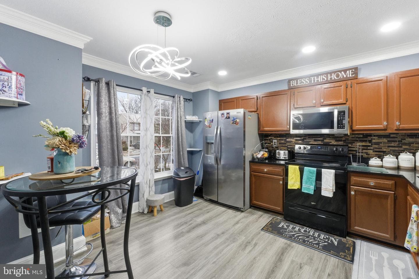 1007 Nelson Court NE photo 3