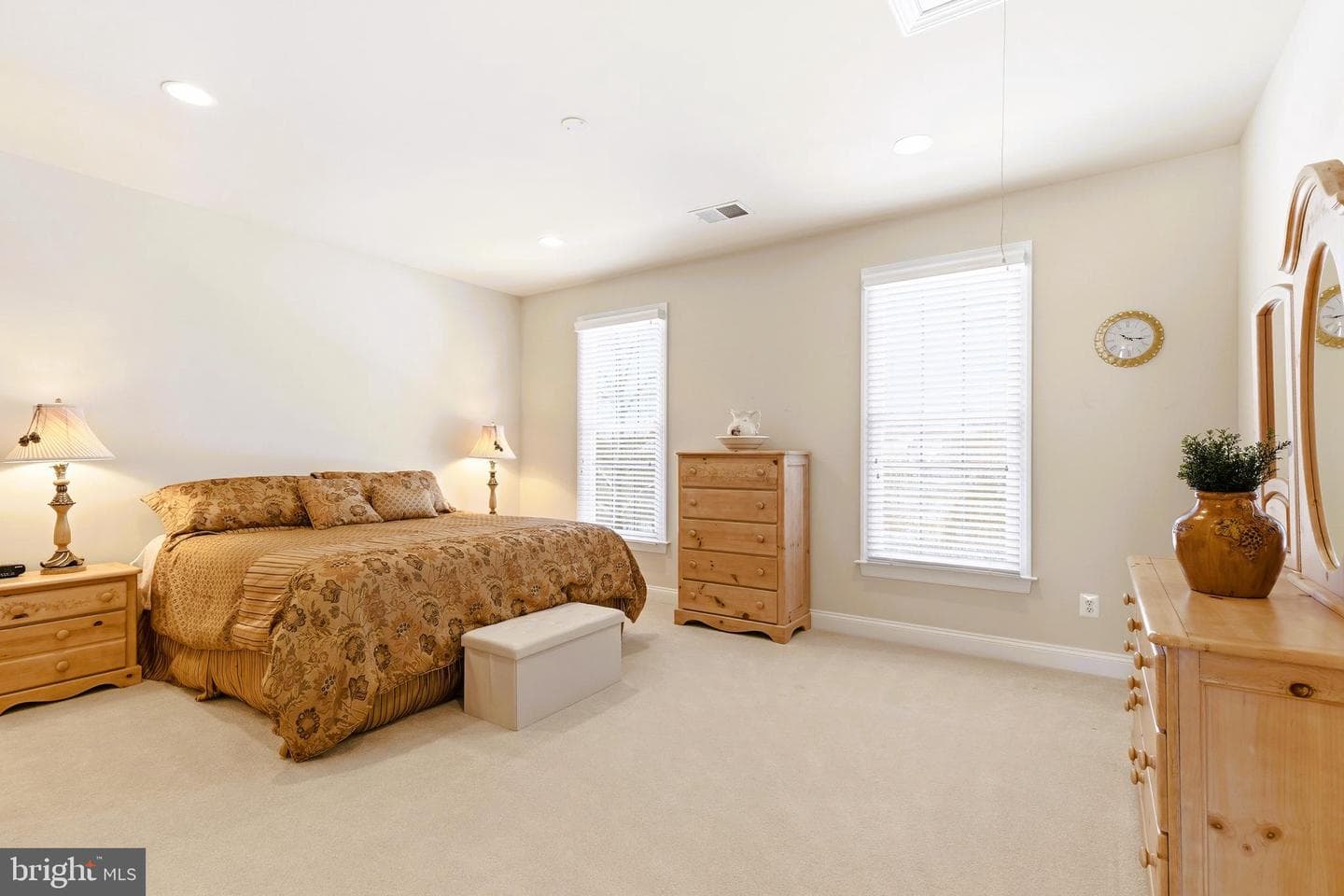 19606 Bellingham Lane photo 48