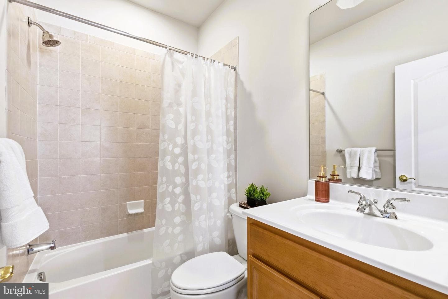 19606 Bellingham Lane photo 49