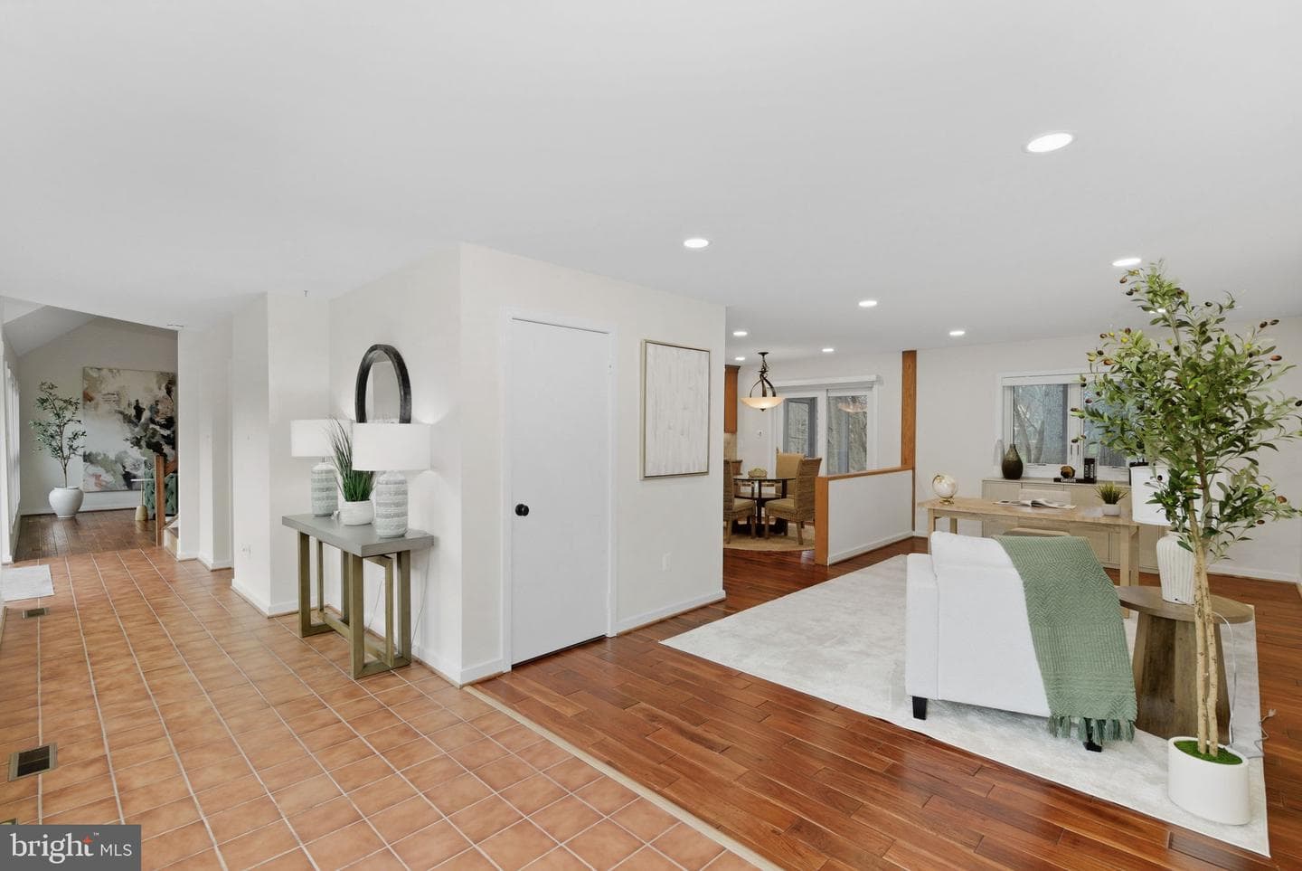 5 Wiltshire Court E photo 16