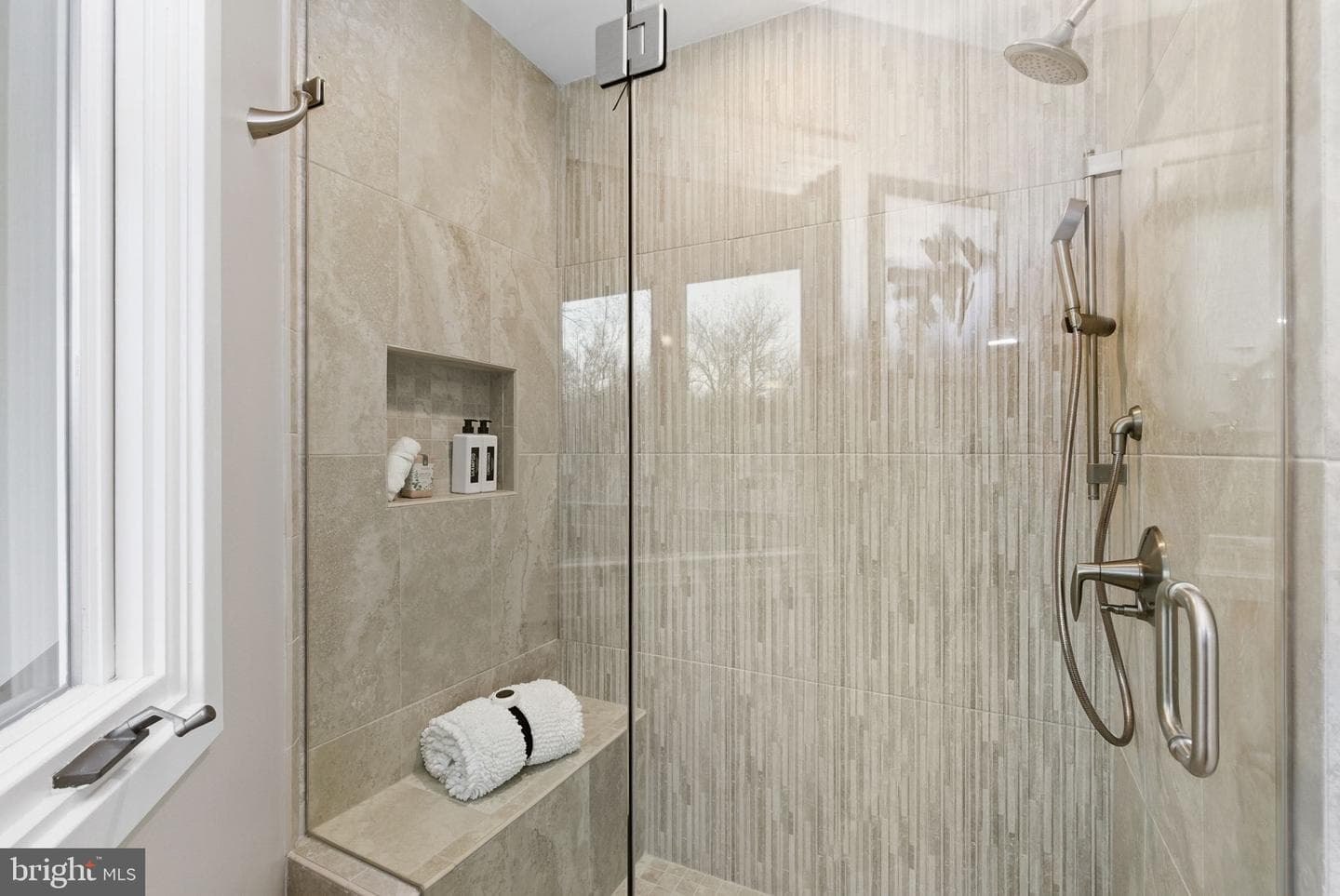 5 Wiltshire Court E photo 24