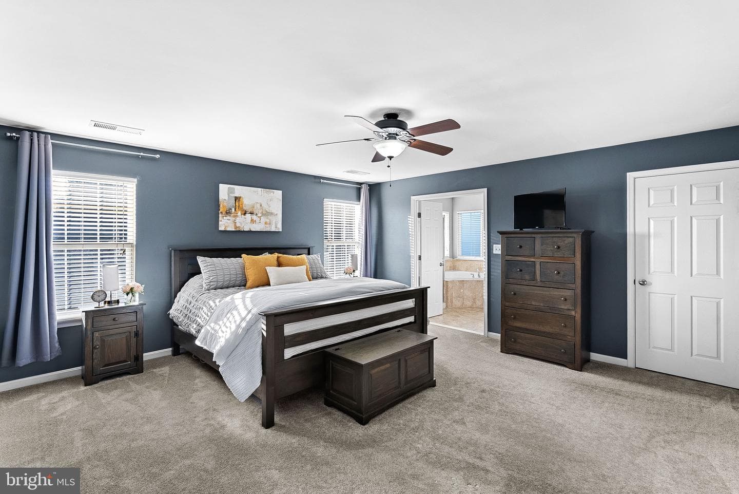 809 Devonshire Circle photo 18
