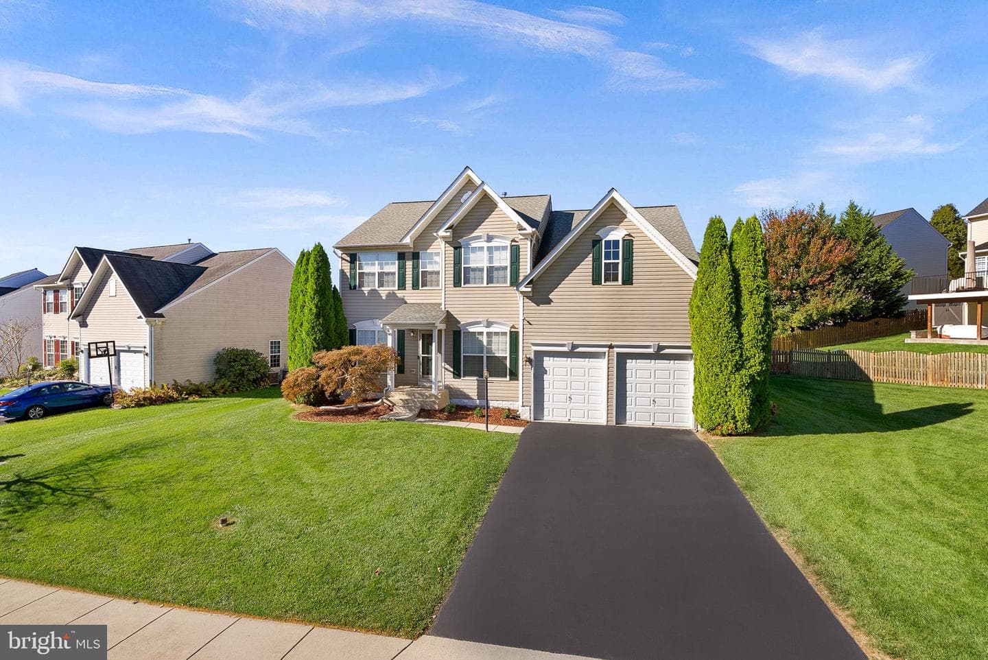 809 Devonshire Circle photo 2