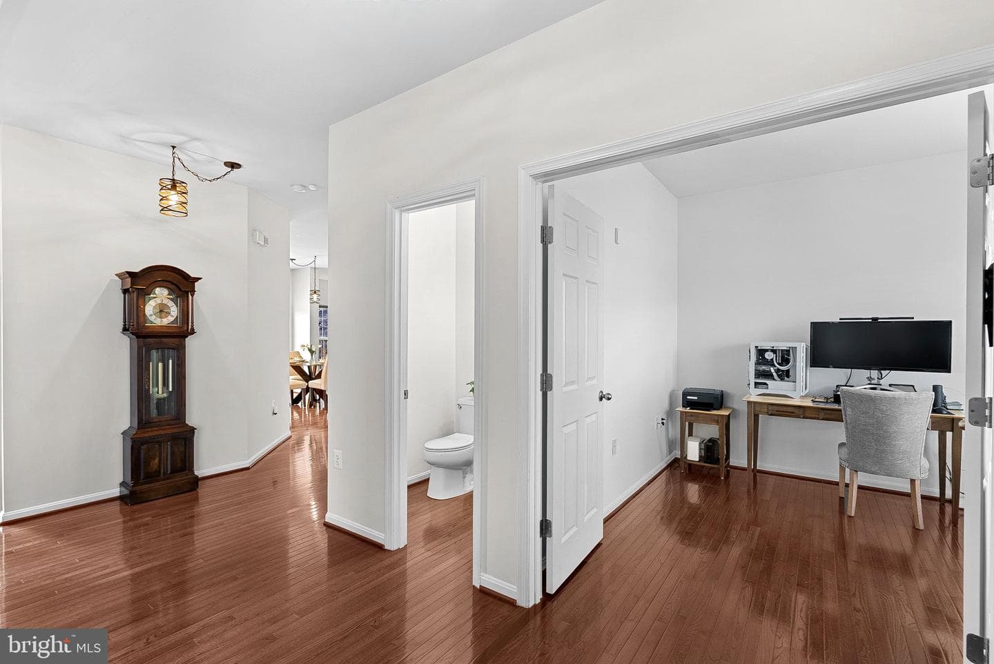 809 Devonshire Circle photo 5