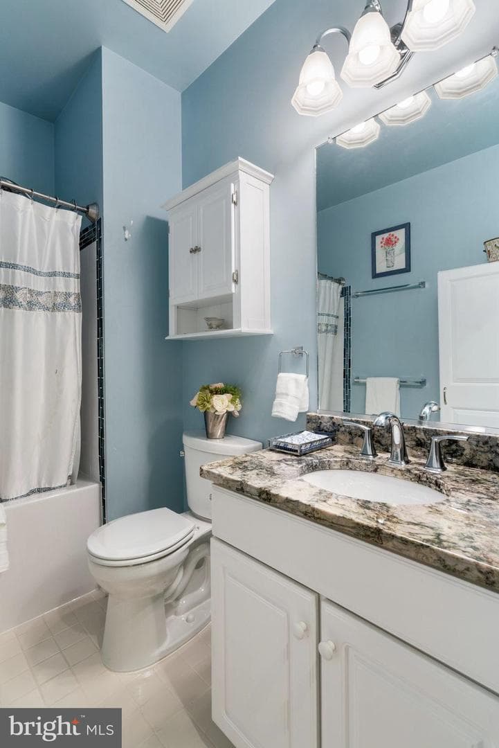 44452 Oakmont Manor Square photo 28