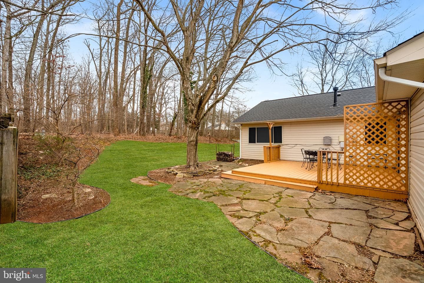 103 E Meadowland Lane photo 39